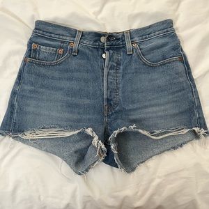 levi’s high waisted jean shorts